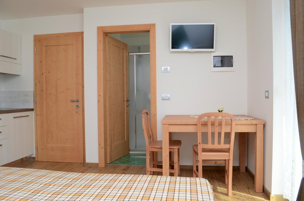 Baita Scaia Bed & Breakfast Cogolo Dış mekan fotoğraf