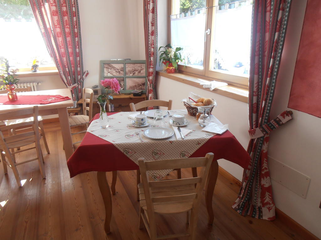 Baita Scaia Bed & Breakfast Cogolo Dış mekan fotoğraf